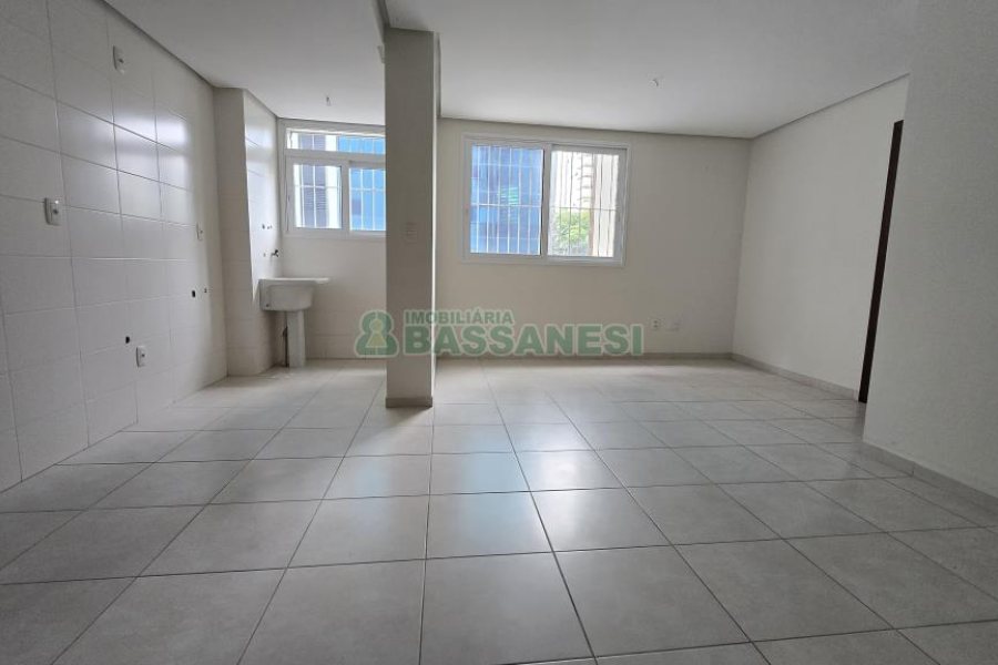 Apartamento com 48m², 1 dormitório, 1 vaga, no bairro São Pelegrino em Caxias do Sul para Comprar