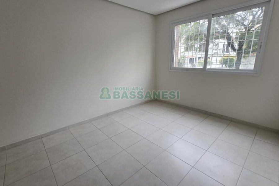 Apartamento com 48m², 1 dormitório, 1 vaga, no bairro São Pelegrino em Caxias do Sul para Comprar