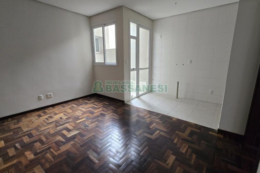 Apartamento com 44m², 1 dormitório, 1 vaga, no bairro São Pelegrino em Caxias do Sul para Comprar