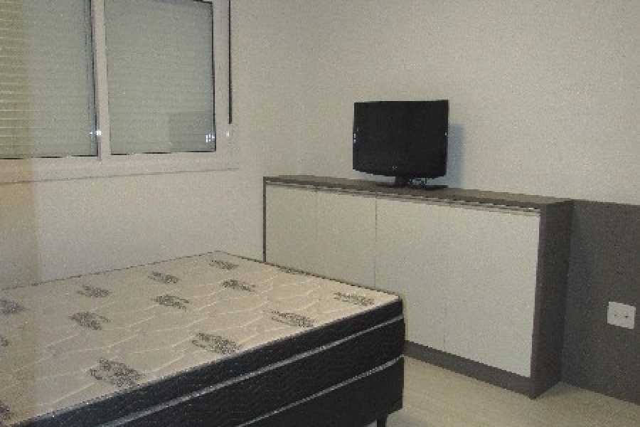 Apto Mobiliado com 40m², 1 dormitório, 1 vaga, no bairro Lourdes em Caxias do Sul para Alugar