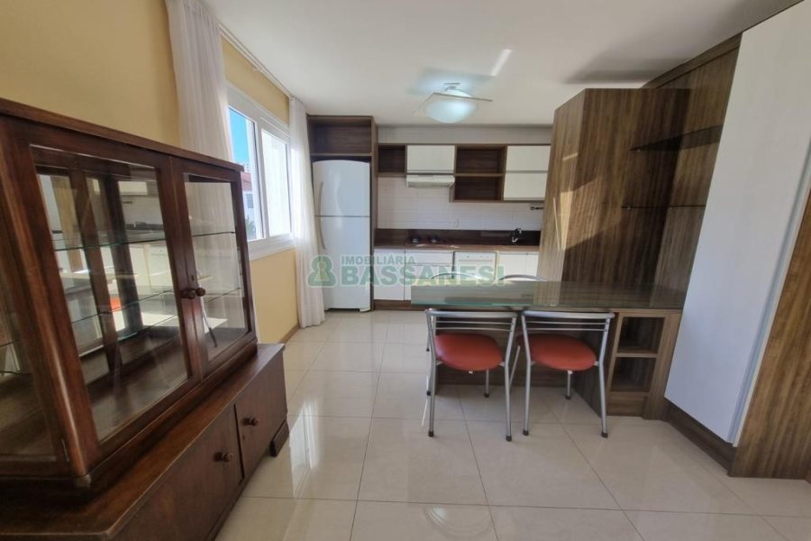 Apto Mobiliado com 162m², 3 dormitórios, 2 vagas, no bairro Cinqüentenário em Caxias do Sul para Alugar