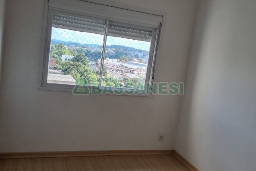 Apartamento com 68m², 2 dormitórios, 1 vaga, no bairro Charqueadas em Caxias do Sul para Comprar