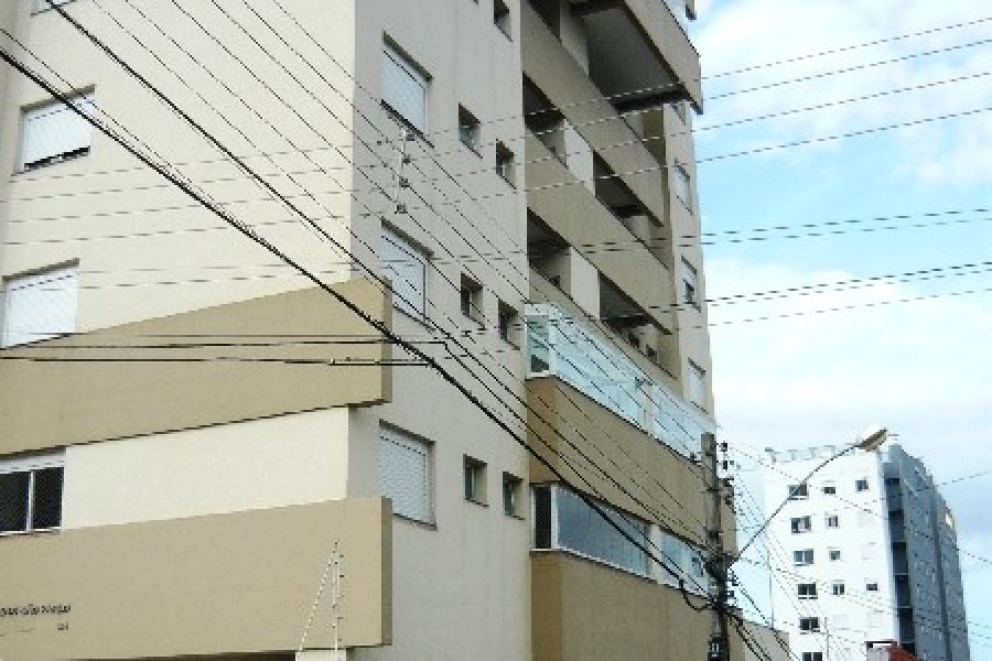 Apartamento com 68m², 2 dormitórios, 1 vaga, no bairro Charqueadas em Caxias do Sul para Comprar