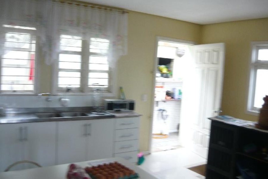 Casa com 168m², 3 dormitórios, 1 vaga, no bairro Colina Sorriso em Caxias do Sul para Comprar