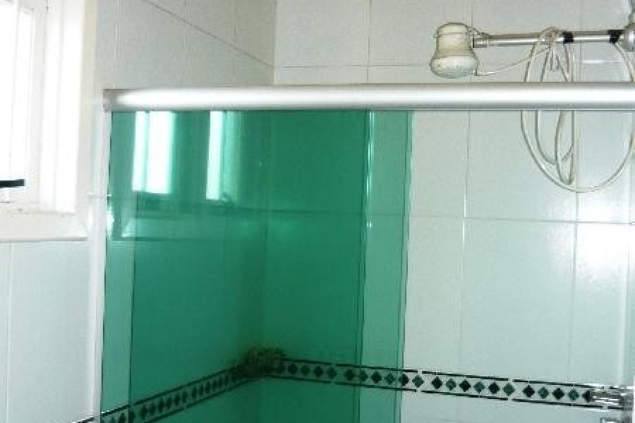 Casa com 168m², 3 dormitórios, 1 vaga, no bairro Colina Sorriso em Caxias do Sul para Comprar