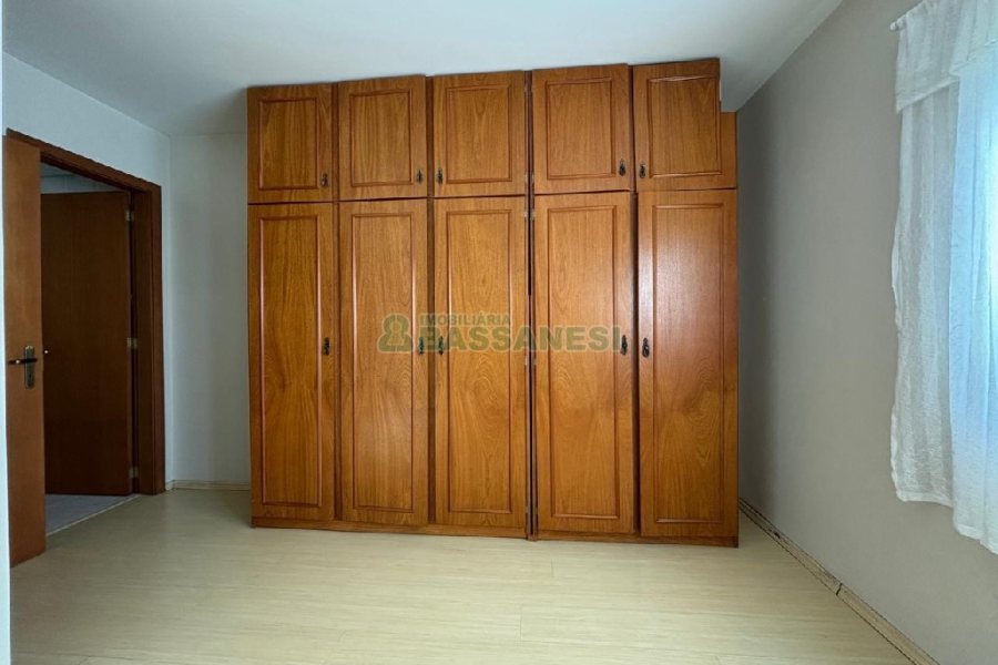 Apartamento com 86m², 2 dormitórios, 1 vaga, no bairro Santa Catarina em Caxias do Sul para Alugar