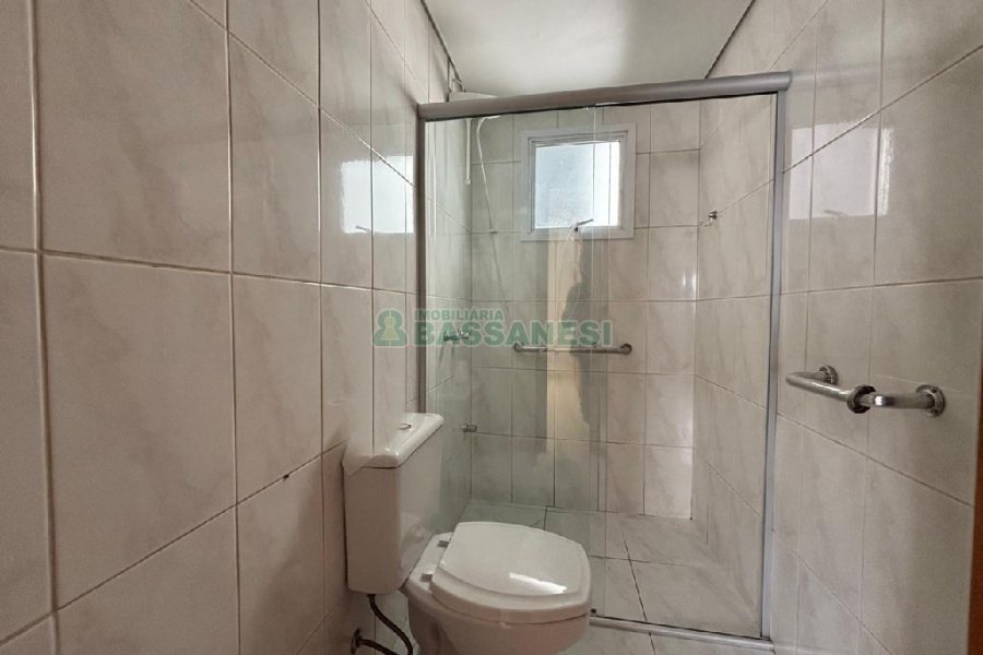 Apartamento com 86m², 2 dormitórios, 1 vaga, no bairro Santa Catarina em Caxias do Sul para Alugar