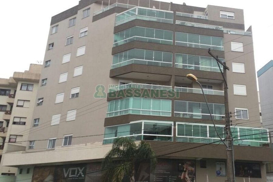 Apartamento com 86m², 2 dormitórios, 1 vaga, no bairro Santa Catarina em Caxias do Sul para Alugar