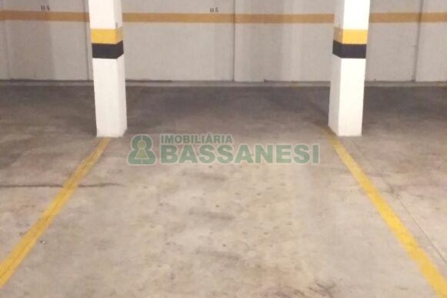Apartamento com 86m², 2 dormitórios, 1 vaga, no bairro Santa Catarina em Caxias do Sul para Alugar