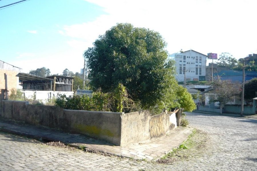 Terreno, no bairro Medianeira em Caxias do Sul para Comprar