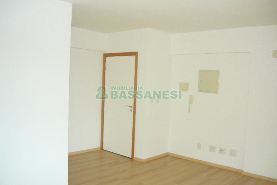 Sala com 50m², no bairro São Pelegrino em Caxias do Sul para Comprar