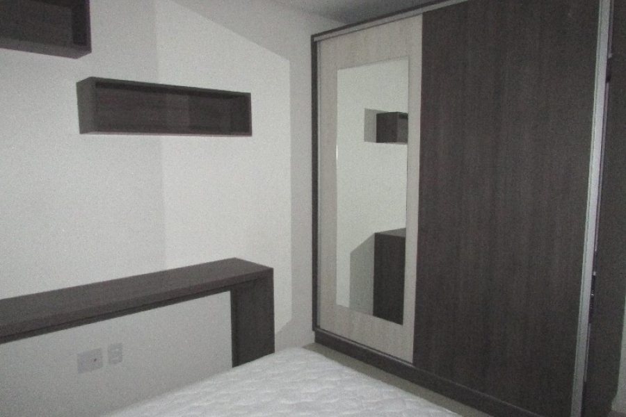 Apto Mobiliado com 50m², 1 dormitório, 1 vaga, no bairro Lourdes em Caxias do Sul para Alugar