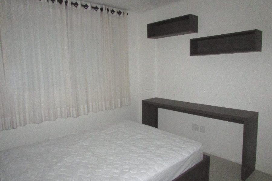 Apto Mobiliado com 50m², 1 dormitório, 1 vaga, no bairro Lourdes em Caxias do Sul para Alugar