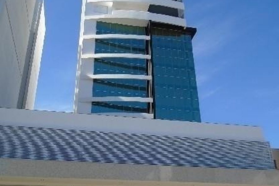 Apto Mobiliado com 52m², 1 dormitório, 1 vaga, no bairro Lourdes em Caxias do Sul para Alugar