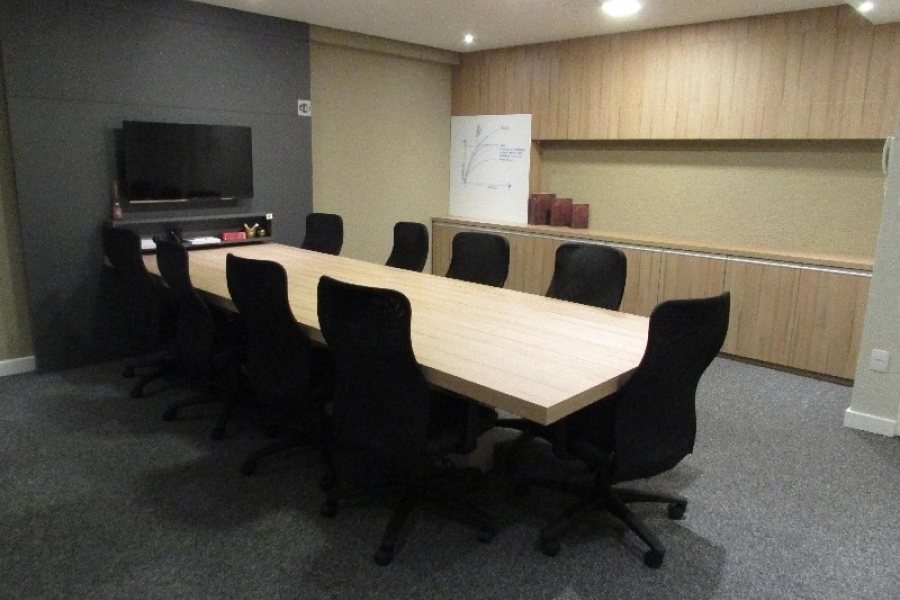 Apto Mobiliado com 52m², 1 dormitório, 1 vaga, no bairro Lourdes em Caxias do Sul para Alugar