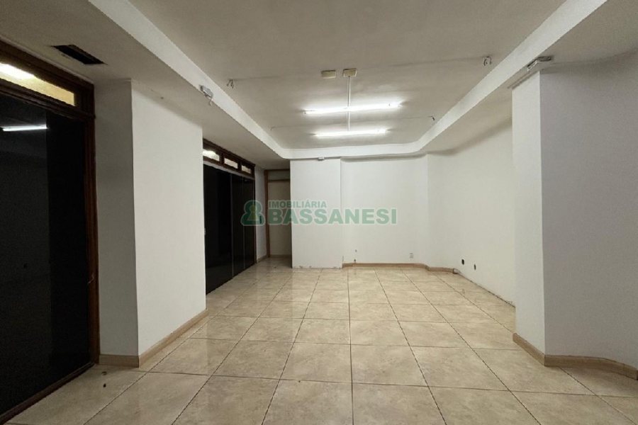 Loja com 180m², no bairro Centro em Caxias do Sul para Alugar