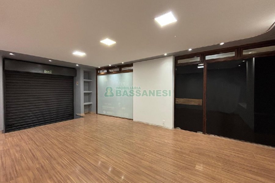 Loja com 180m², no bairro Centro em Caxias do Sul para Alugar