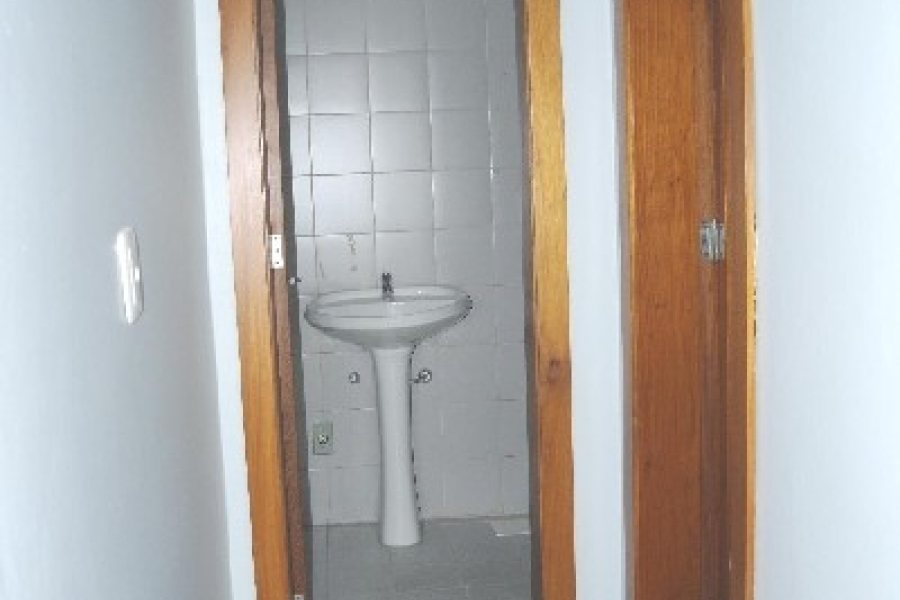 Sala com 204m², 1 vaga, no bairro Centro em Caxias do Sul para Alugar