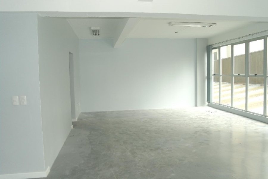 Sala com 204m², 1 vaga, no bairro Centro em Caxias do Sul para Alugar