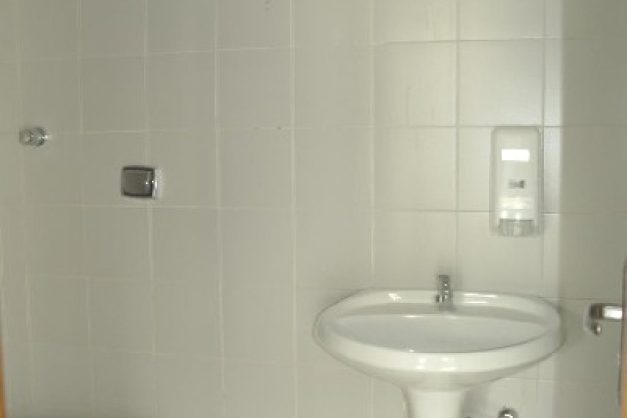 Sala com 204m², 1 vaga, no bairro Centro em Caxias do Sul para Alugar
