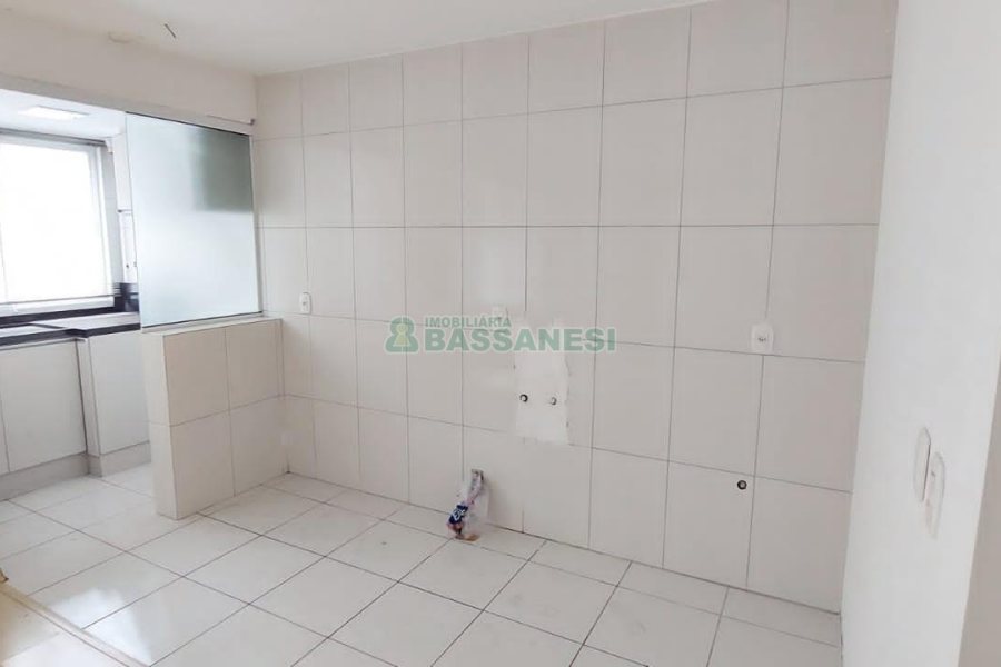 Apartamento com 58m², 2 dormitórios, no bairro Presidente Vargas em Caxias do Sul para Comprar