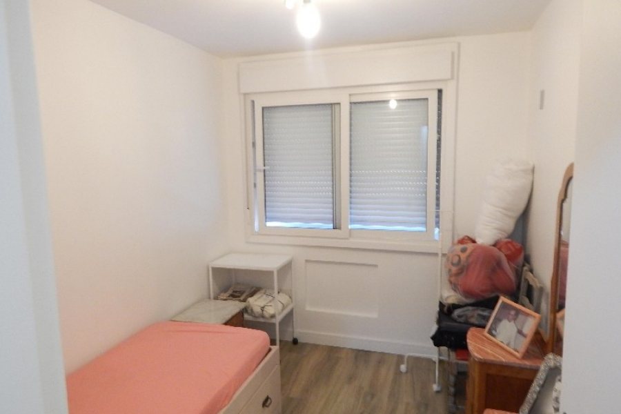 Apartamento com 118m², 3 dormitórios, 1 vaga, no bairro Centro em Caxias do Sul para Comprar
