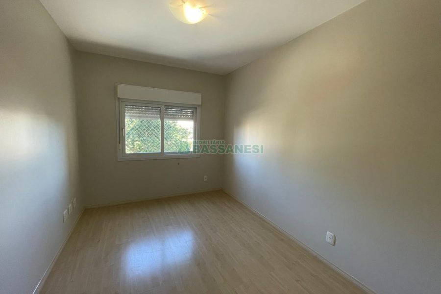 Apartamento com 78m², 2 dormitórios, 1 vaga, no bairro Centro em Caxias do Sul para Comprar