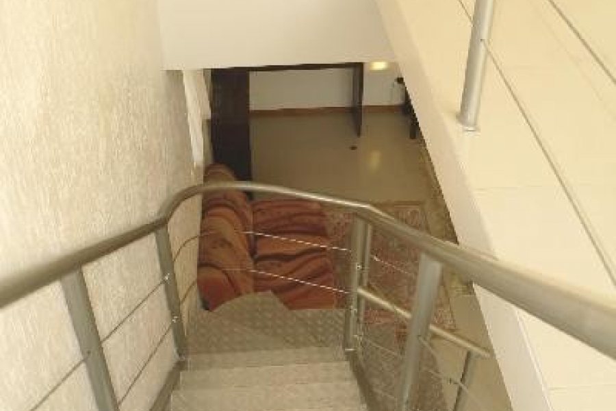 Apto Mobiliado com 102m², 2 dormitórios, 1 vaga, no bairro Centro em Caxias do Sul para Comprar