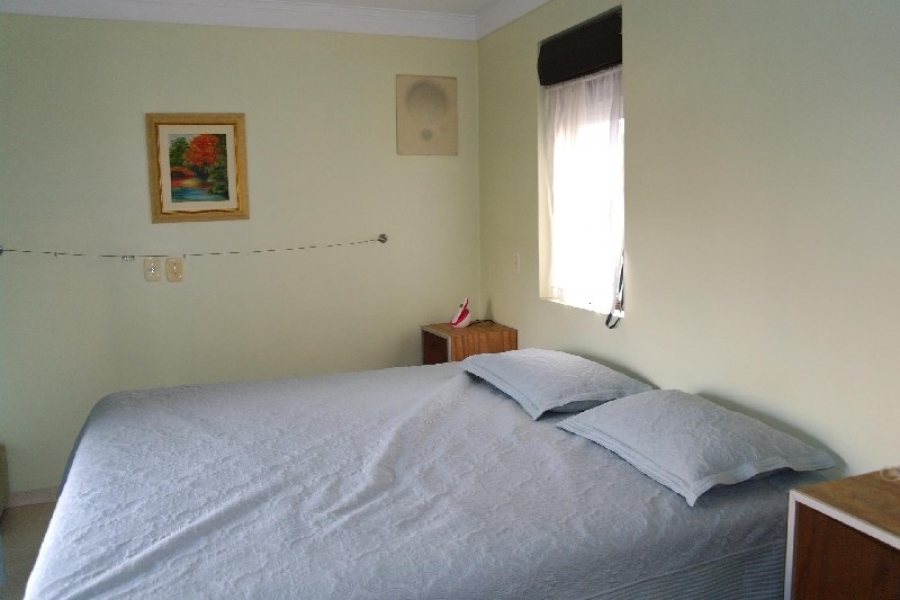 Apto Mobiliado com 102m², 2 dormitórios, 1 vaga, no bairro Centro em Caxias do Sul para Comprar