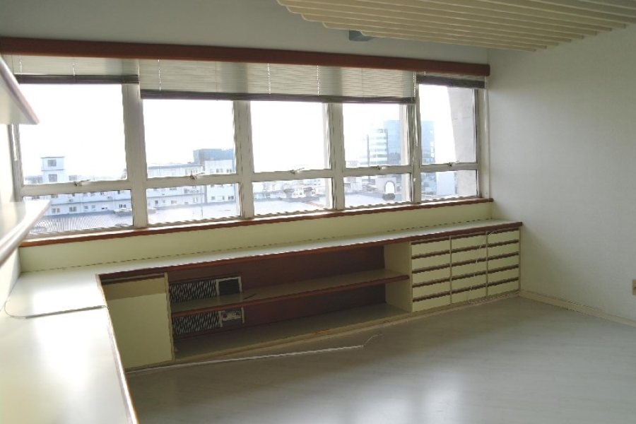 Sala com 45m², no bairro Centro em Caxias do Sul para Alugar ou Comprar