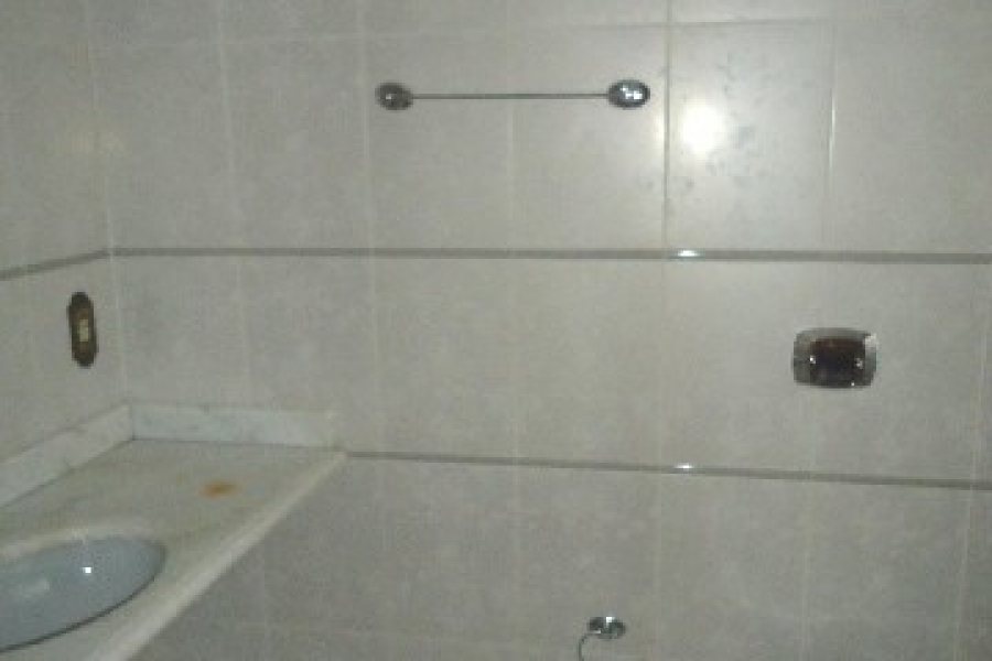 Apartamento com 90m², 2 dormitórios, 1 vaga, no bairro Madureira em Caxias do Sul para Comprar