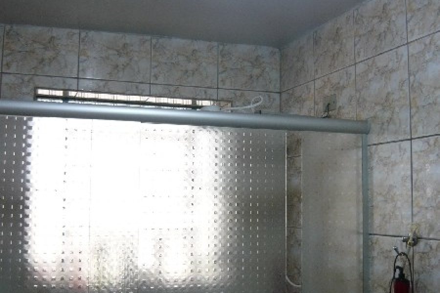 Casa com 234m², 3 dormitórios, 3 vagas, no bairro Serrano em Caxias do Sul para Comprar