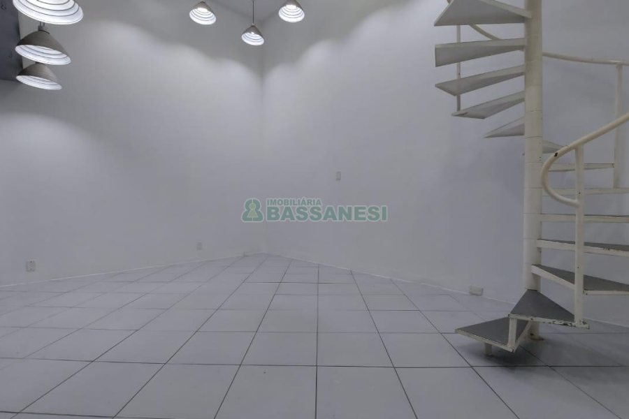 Loja com 40m², no bairro Centro em Caxias do Sul para Alugar