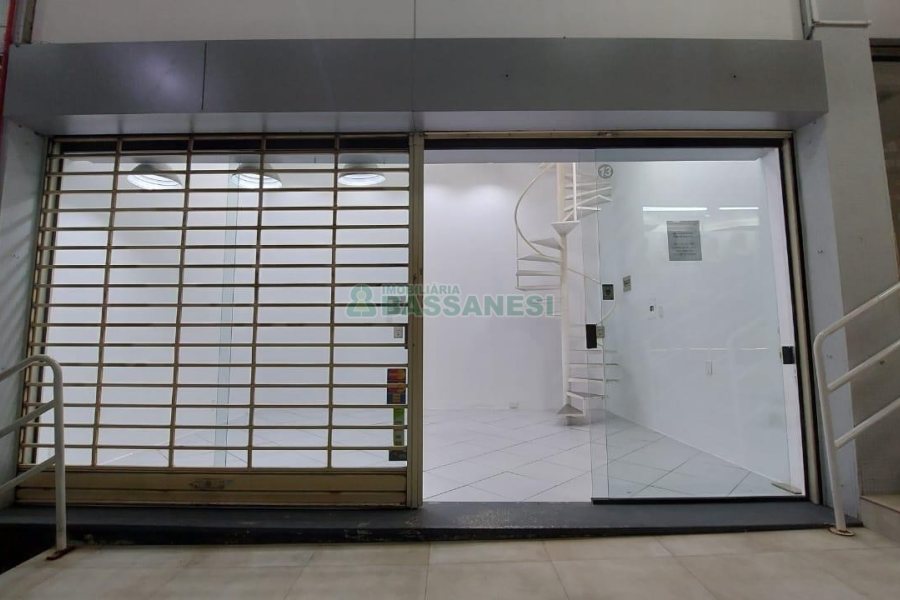 Loja com 40m², no bairro Centro em Caxias do Sul para Alugar