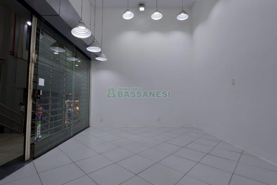 Loja com 40m², no bairro Centro em Caxias do Sul para Alugar