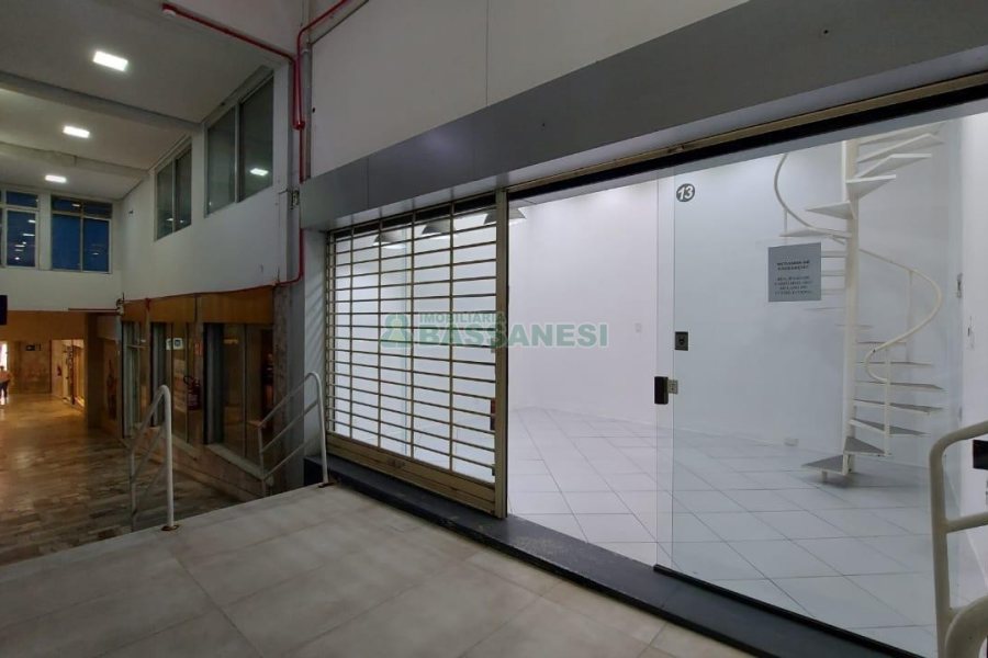 Loja com 40m², no bairro Centro em Caxias do Sul para Alugar