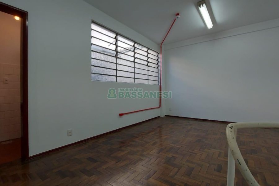 Loja com 40m², no bairro Centro em Caxias do Sul para Alugar