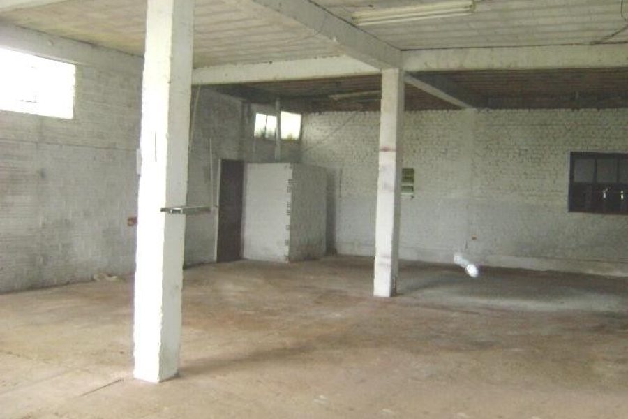 Casa com 124m², 3 dormitórios, 1 vaga, no bairro Serrano em Caxias do Sul para Comprar