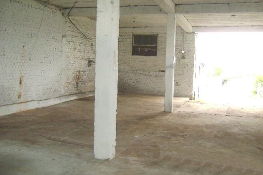 Casa com 124m², 3 dormitórios, 1 vaga, no bairro Serrano em Caxias do Sul para Comprar