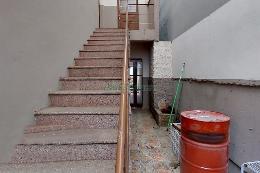 Casa Comercial com 80m², no bairro Centro em Caxias do Sul para Alugar