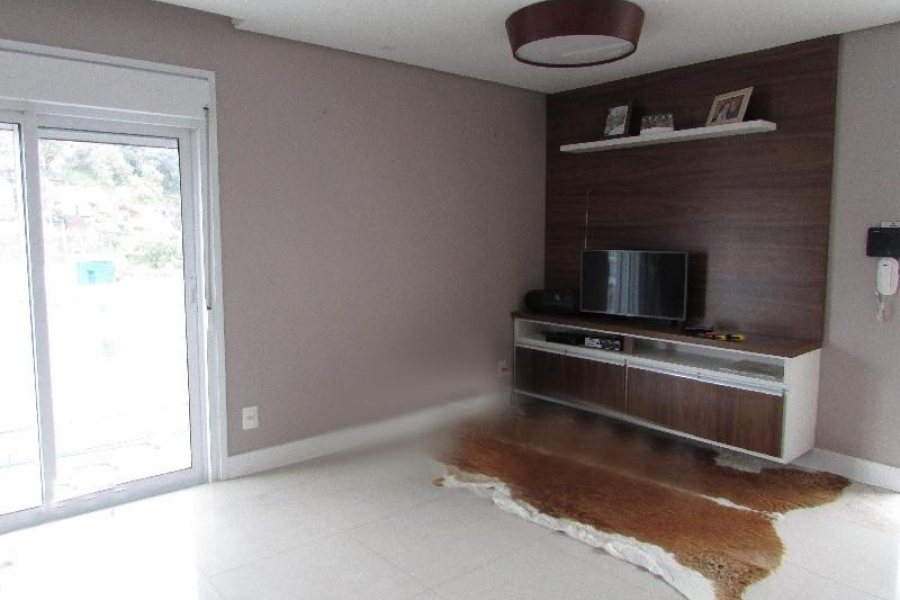Apto/Cobertura com 182m², 3 dormitórios, 2 vagas, no bairro Universitário em Caxias do Sul para Comprar