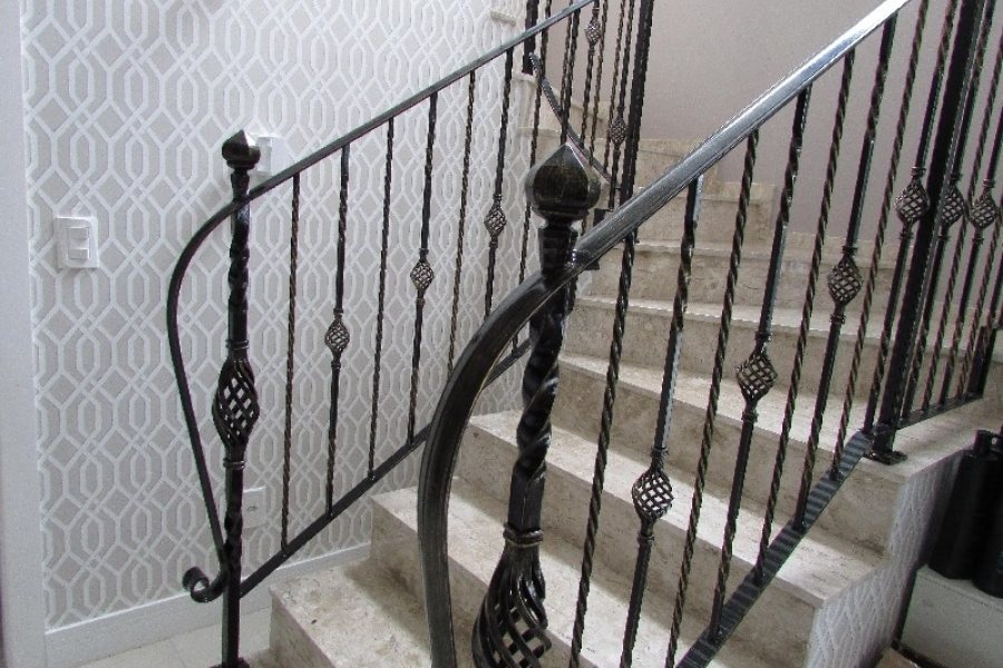 Apto/Cobertura com 182m², 3 dormitórios, 2 vagas, no bairro Universitário em Caxias do Sul para Comprar
