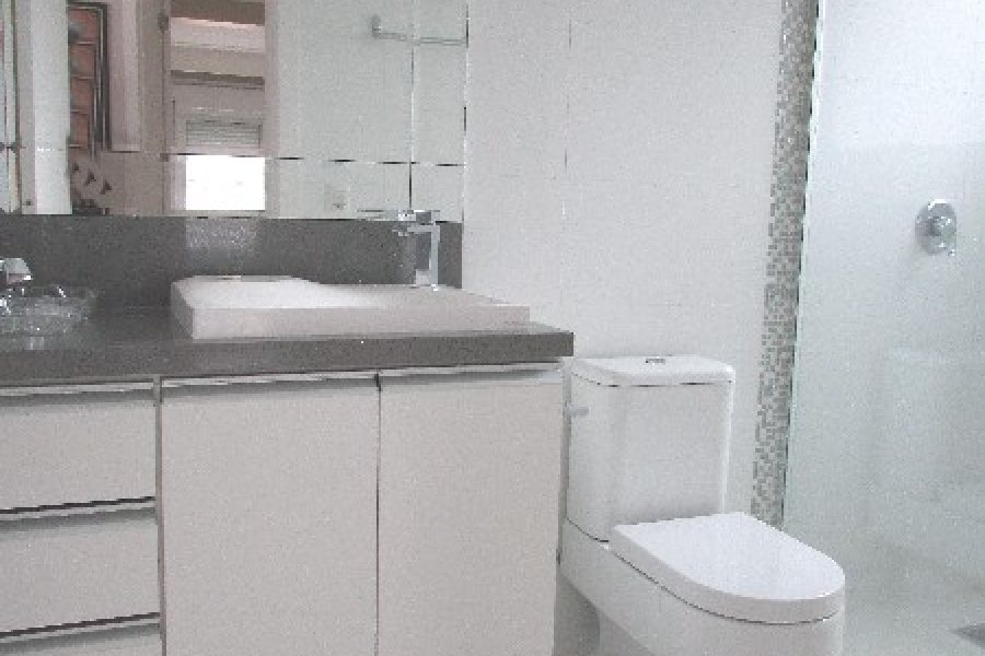 Apto/Cobertura com 182m², 3 dormitórios, 2 vagas, no bairro Universitário em Caxias do Sul para Comprar