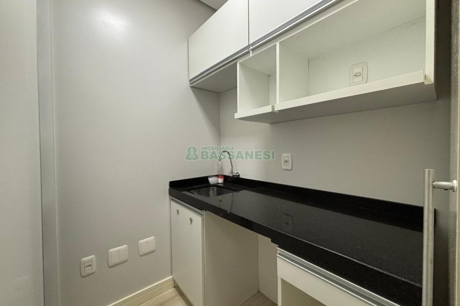 Sala com 52m², no bairro Centro em Caxias do Sul para Alugar