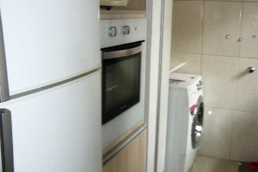 Apartamento com 72m², 2 dormitórios, 2 vagas, no bairro Vinhedos em Caxias do Sul para Comprar