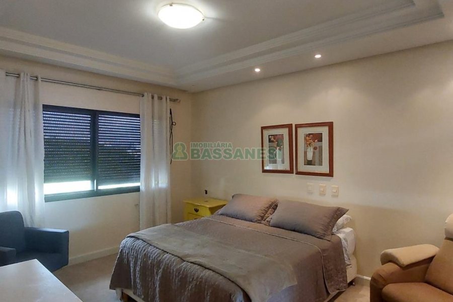 Apto Mobiliado com 190m², 3 dormitórios, 2 vagas, no bairro Madureira em Caxias do Sul para Alugar