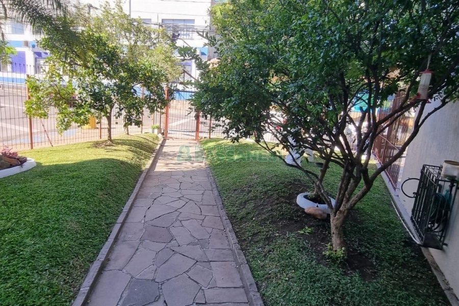 Apartamento com 9171m², 2 dormitórios, 2 vagas, no bairro Pio X em Caxias do Sul para Alugar
