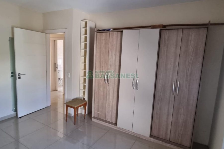 Apartamento com 9171m², 2 dormitórios, 2 vagas, no bairro Pio X em Caxias do Sul para Alugar