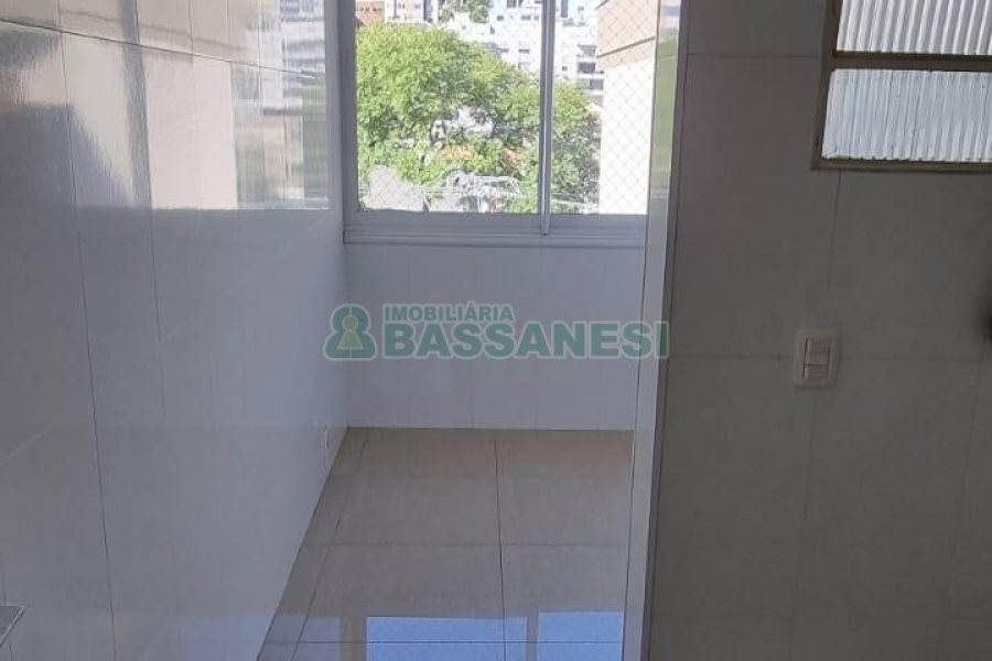 Apartamento com 9171m², 2 dormitórios, 2 vagas, no bairro Pio X em Caxias do Sul para Alugar
