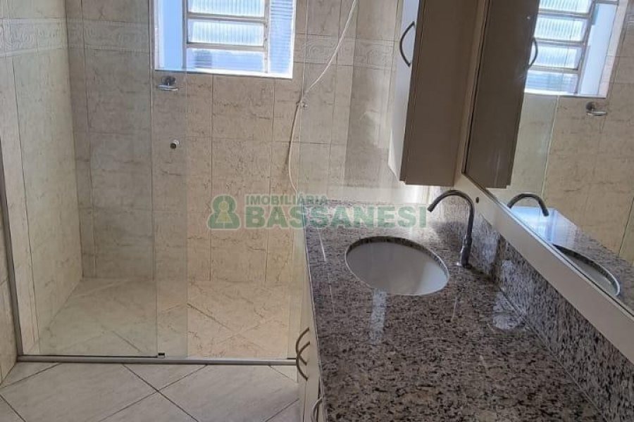 Apartamento com 9171m², 2 dormitórios, 2 vagas, no bairro Pio X em Caxias do Sul para Alugar